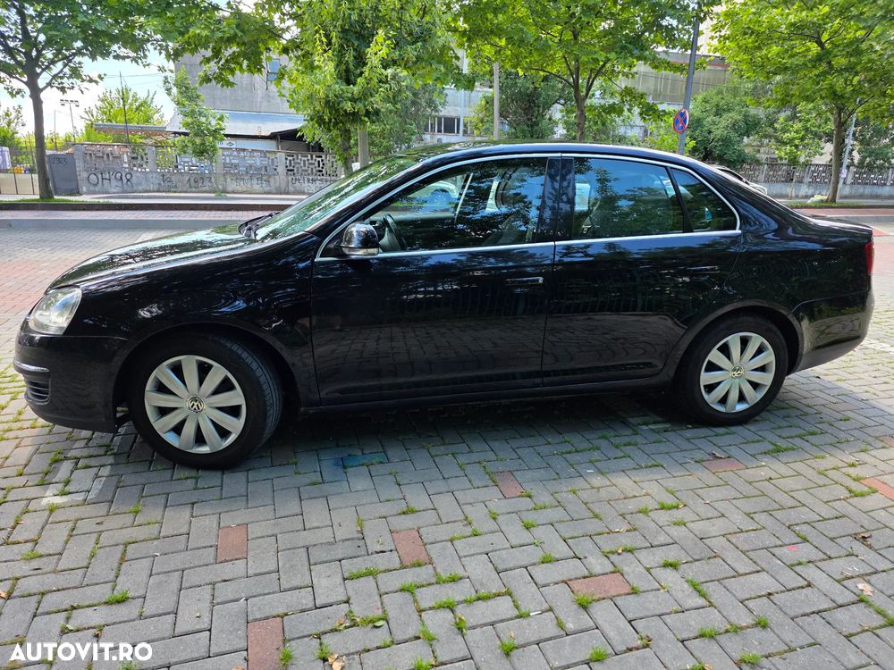 Volkswagen Jetta 1.9 TDI Comfortline - 4