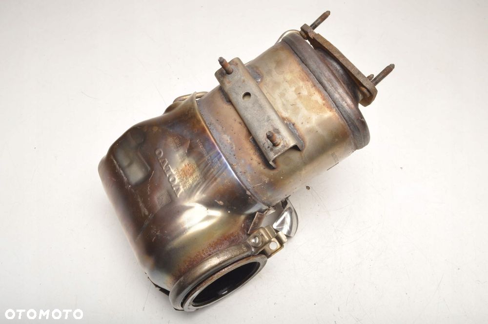 VOLVO S60 III XC60 II V60 II 2.0 16V T6 Plug-in Hybrid KATALIZATOR 32264006 - 10