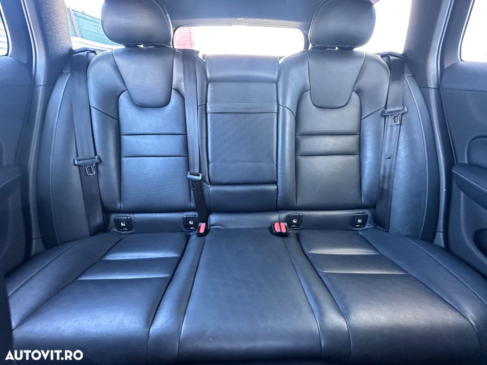 Volvo V60 T5 Geartronic Momentum - 35