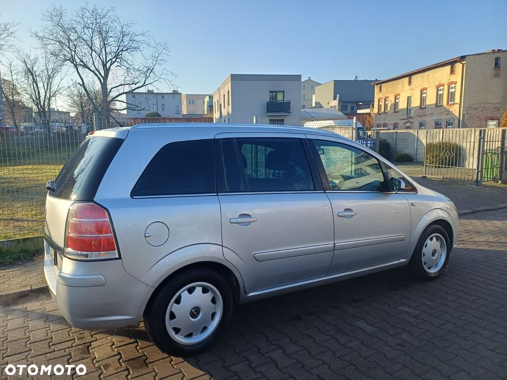 Opel Zafira 1.6 First Edition - 2