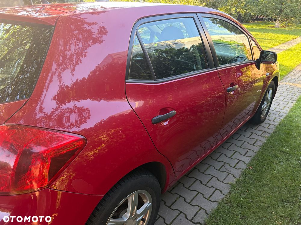 Toyota Auris 1.4 VVT-i Terra - 5