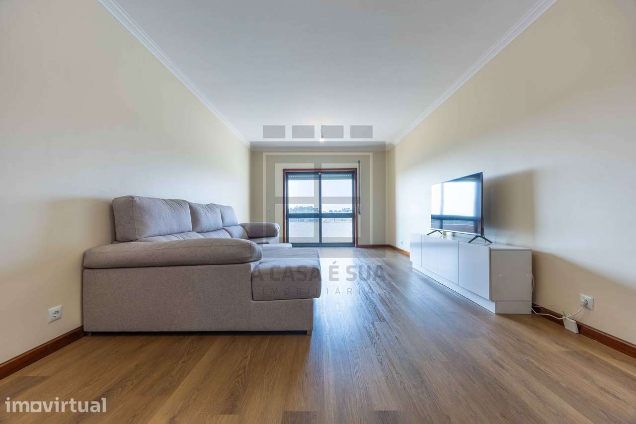 Excelente Apartamento T3 em Paços de Brandão, S.M. Feira - Grande imagem: 2/30