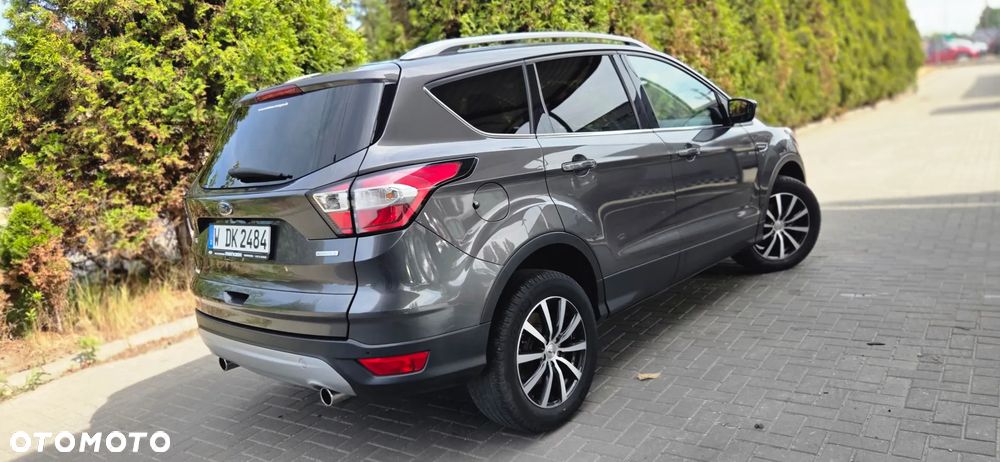 Ford Kuga 1.5 EcoBoost 2x4 Titanium - 15