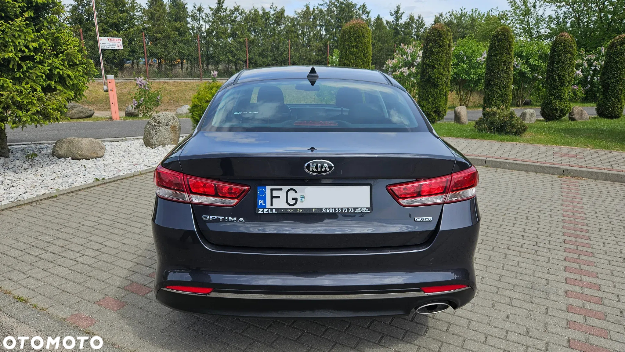 Kia Optima - 14