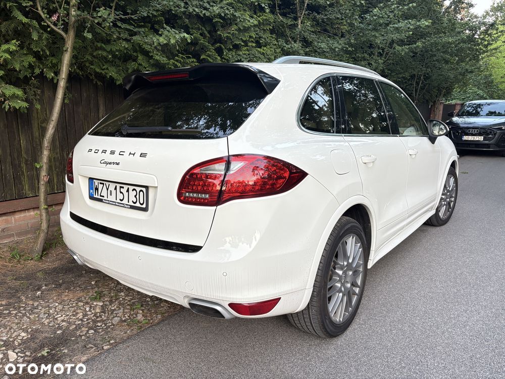 Porsche Cayenne - 5