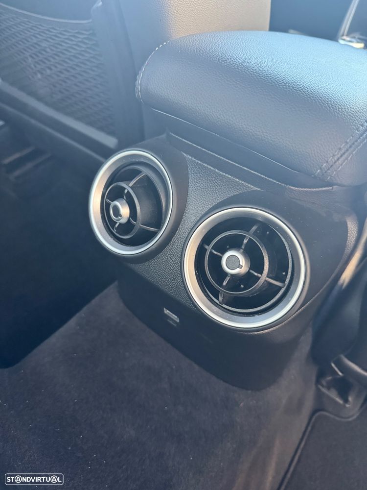 Alfa Romeo Giulia 2.2 D Sprint AT8 - 27