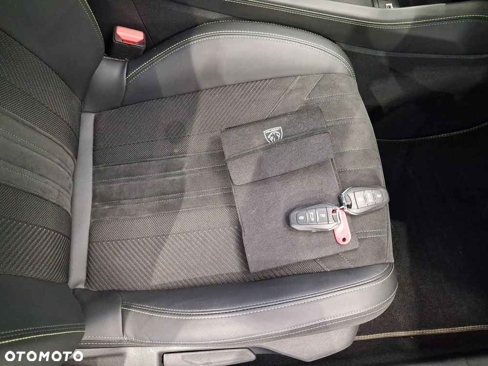 Peugeot 308 1.2 PureTech GT S&S EAT8 - 25