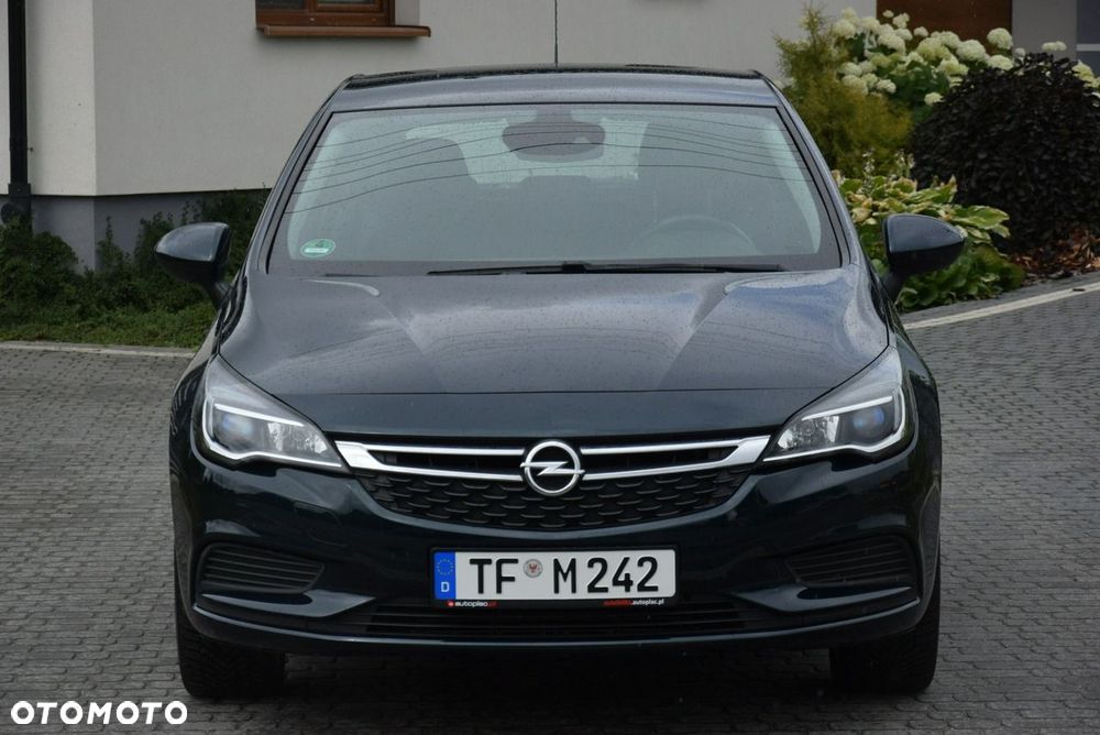 Opel Astra - 2