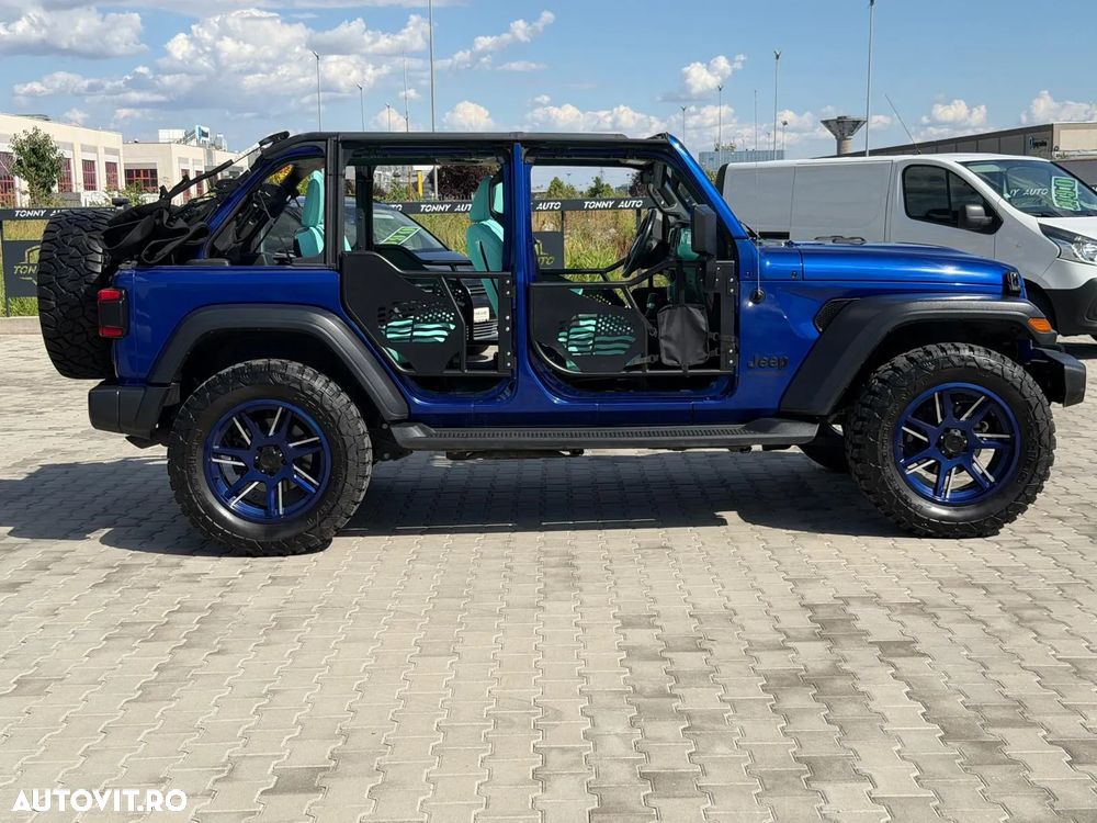 Jeep Wrangler - 14