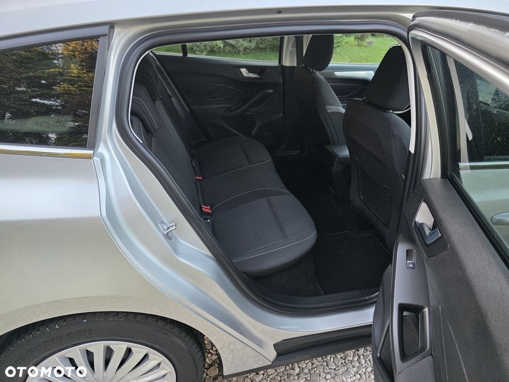 Ford Focus 1.5 EcoBlue Start-Stopp-System COOL&CONNECT DESIGN - 15