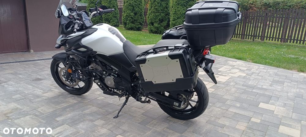 Suzuki V-STROM - 3