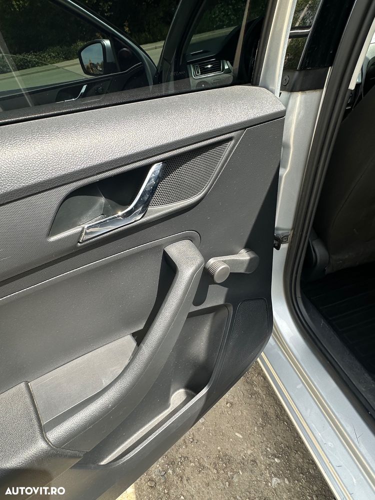 Skoda RAPID 1.6 TDI Active - 27