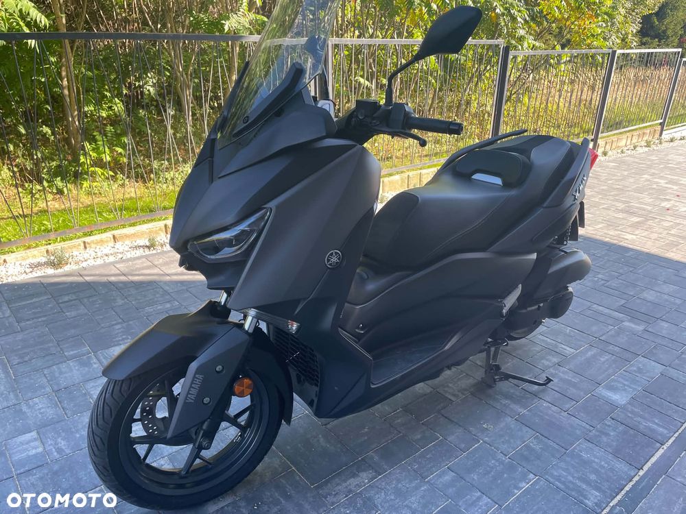 Yamaha X-max