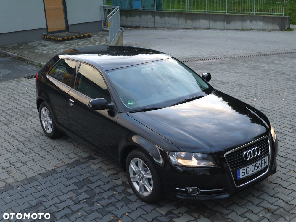Audi A3 3-drzwiowe 1.6 Attraction - 22