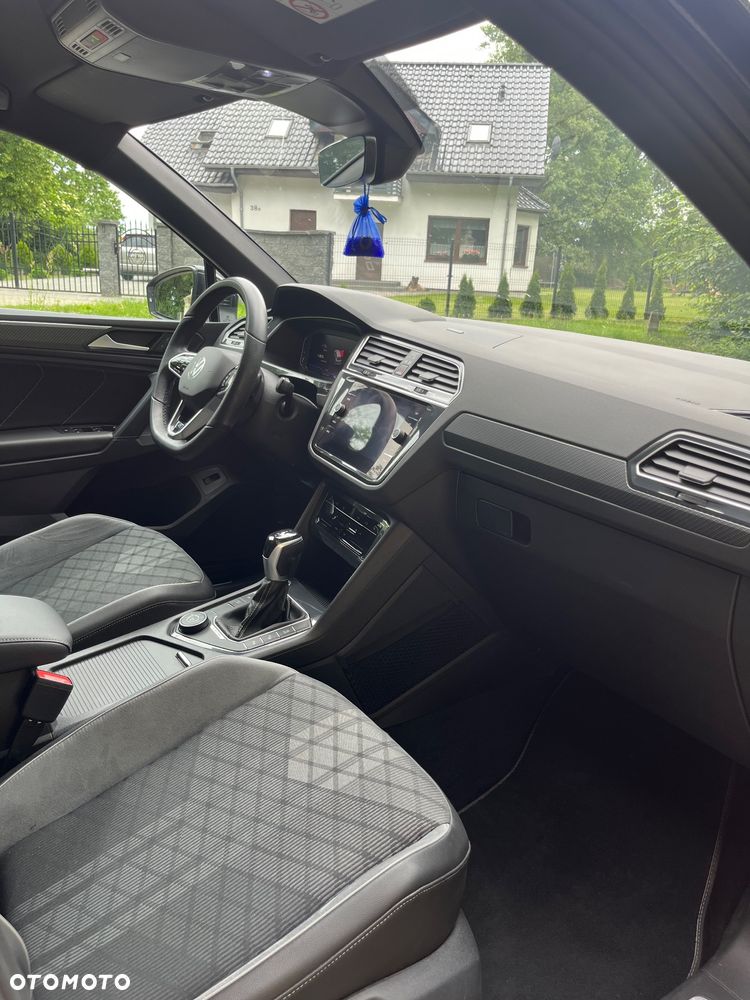 Volkswagen Tiguan 2.0 TDI SCR 4Mot R-Line DSG - 17