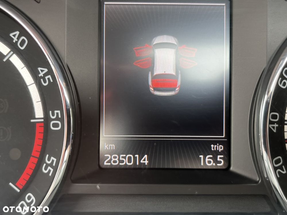 Skoda Octavia 2.0 TDI RS DSG - 3