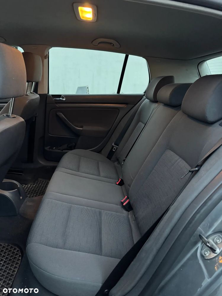 Volkswagen Golf V 2.0 TDI Trendline - 9