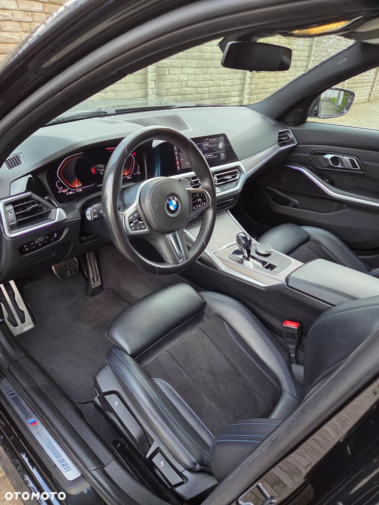 BMW Seria 3 320i GPF M Sport Shadow - 16