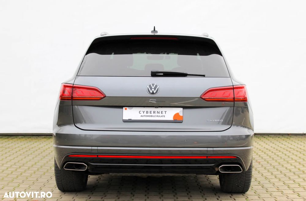 Volkswagen Touareg 3.0 V6 e-Hybrid 4Motion Aut. R - 4