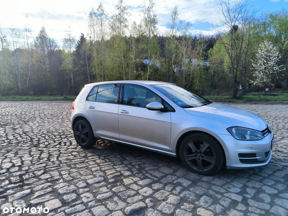 Volkswagen Golf 1.6 TDI BMT Comfortline - 11