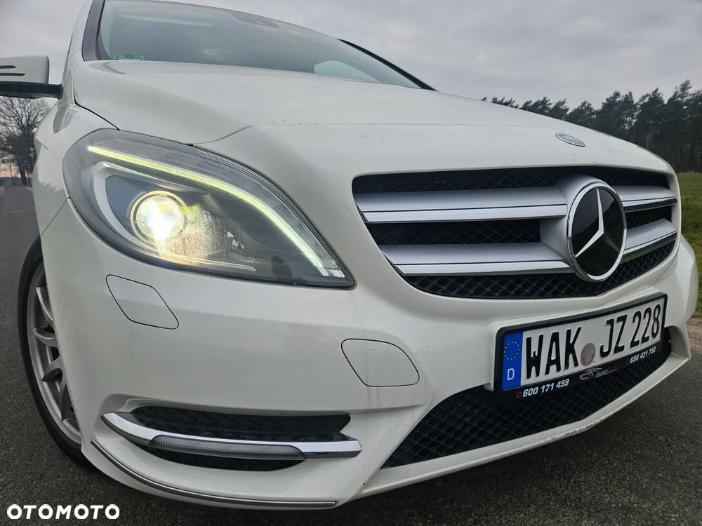 Mercedes-Benz Klasa B 180 BlueEFFICIENCY Edition Style - 5