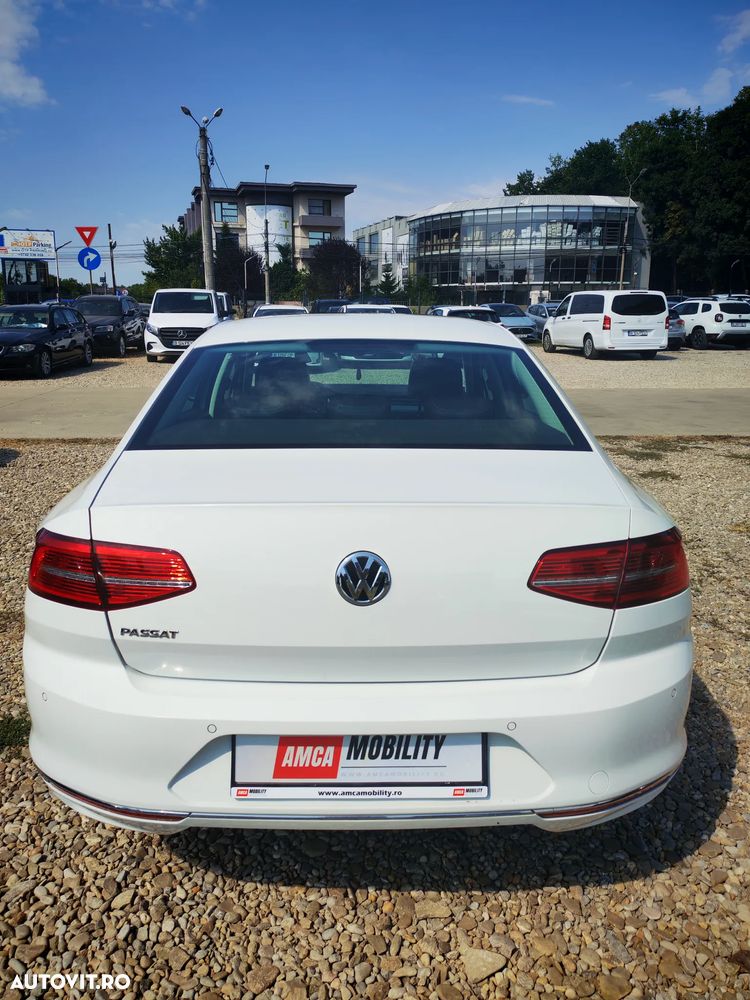 Volkswagen Passat 2.0 TDI DSG Highline - 7