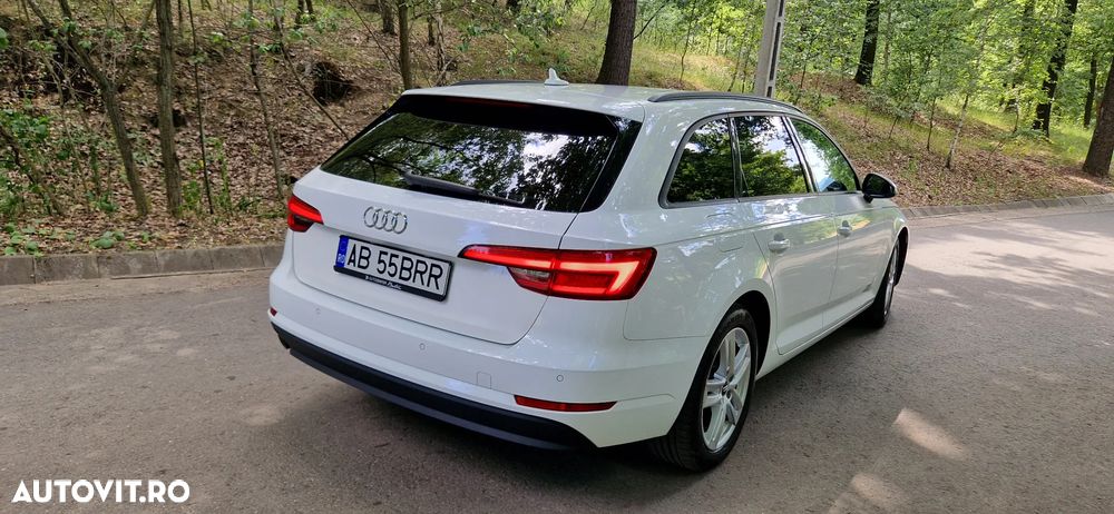 Audi A4 Avant 2.0 TDI S tronic - 10