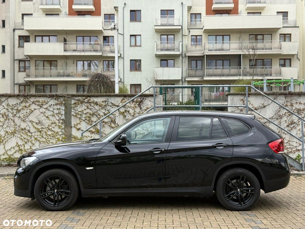 BMW X1 sDrive18i Sport Line - 13