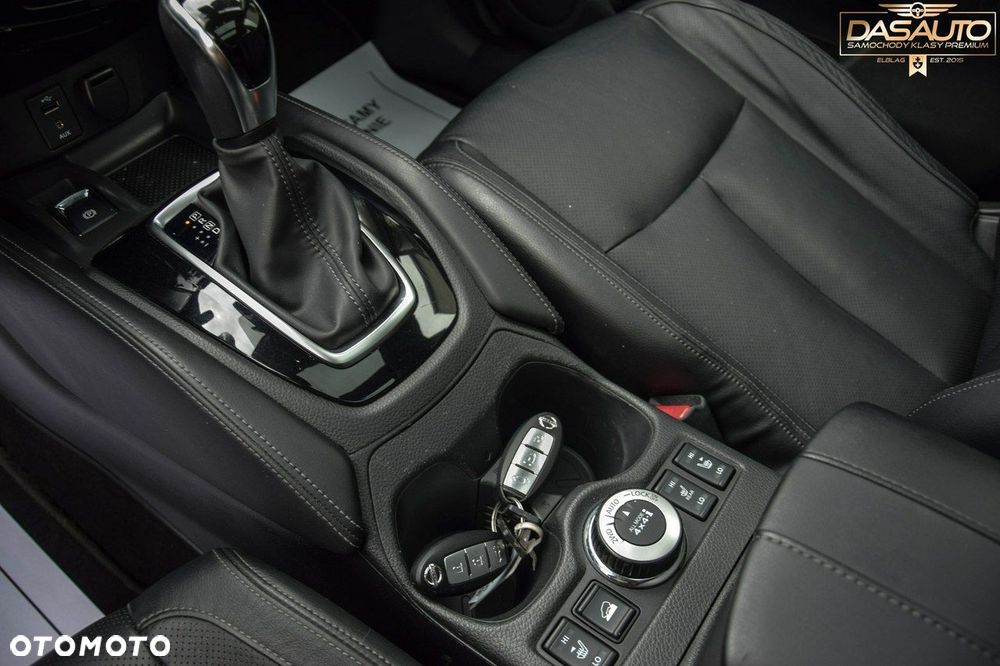 Nissan X-Trail 2.0 dCi Tekna 4WD Xtronic 7os - 24