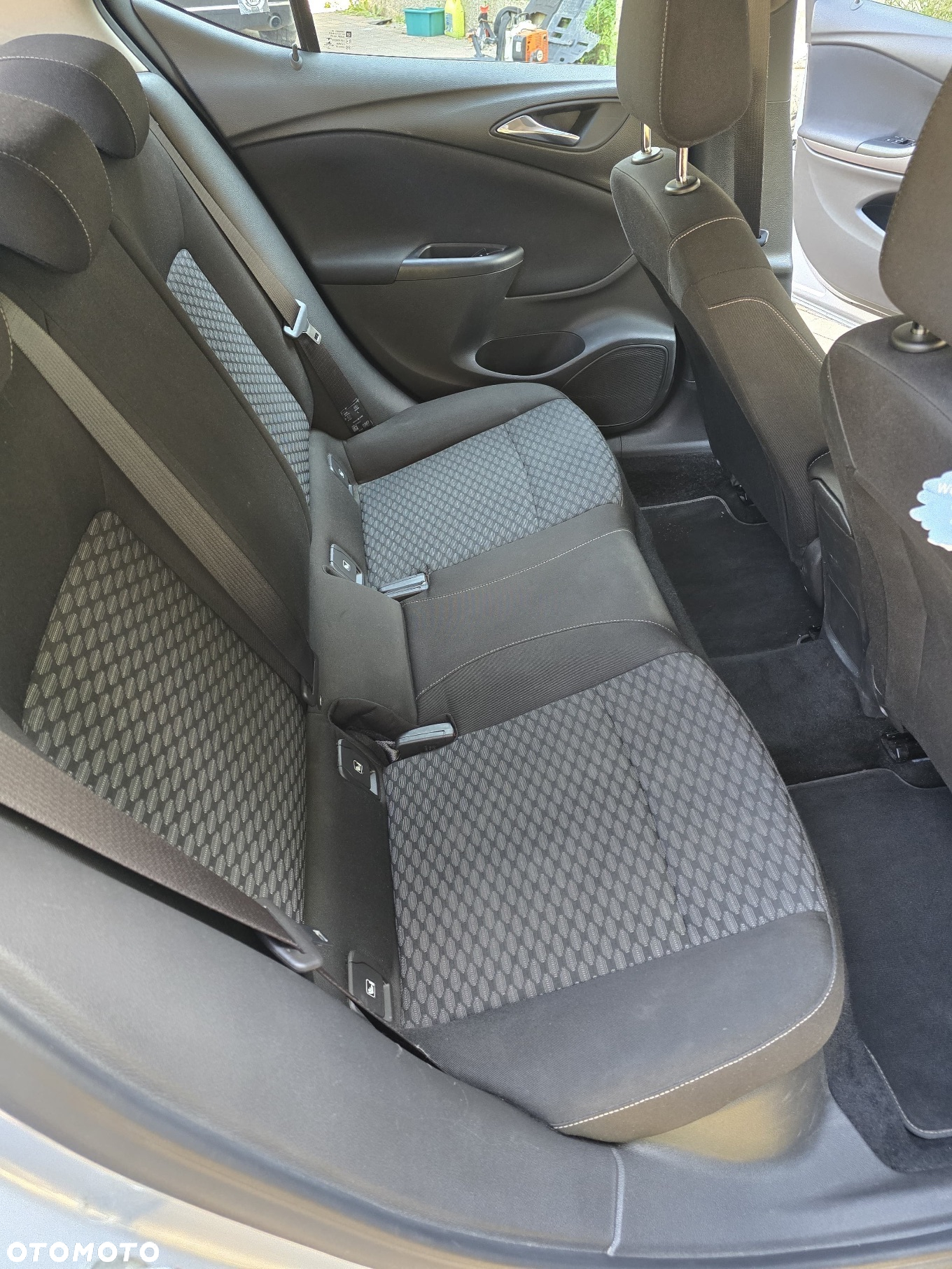 Opel Astra V 1.4 T Enjoy - 12