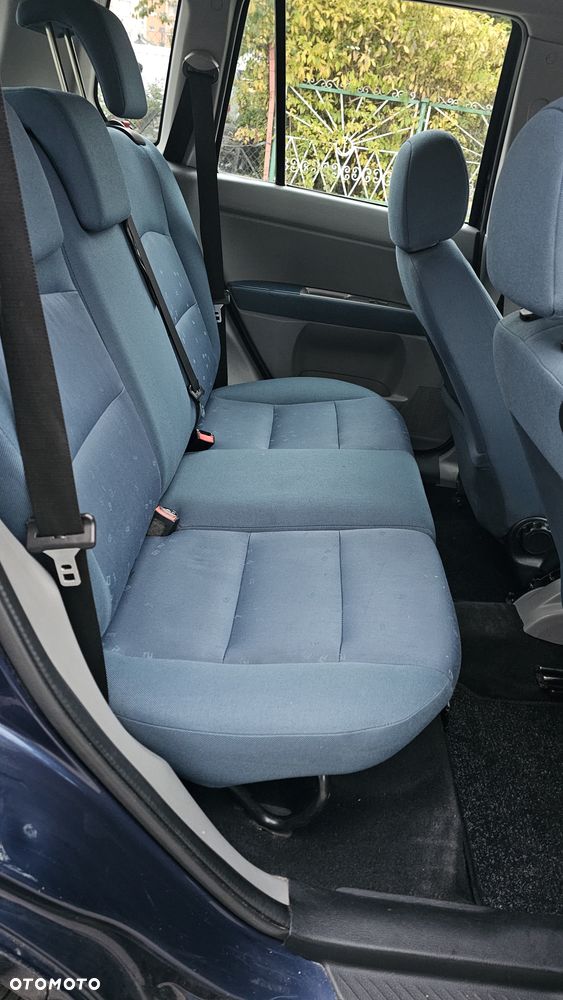 Mazda 2 - 15