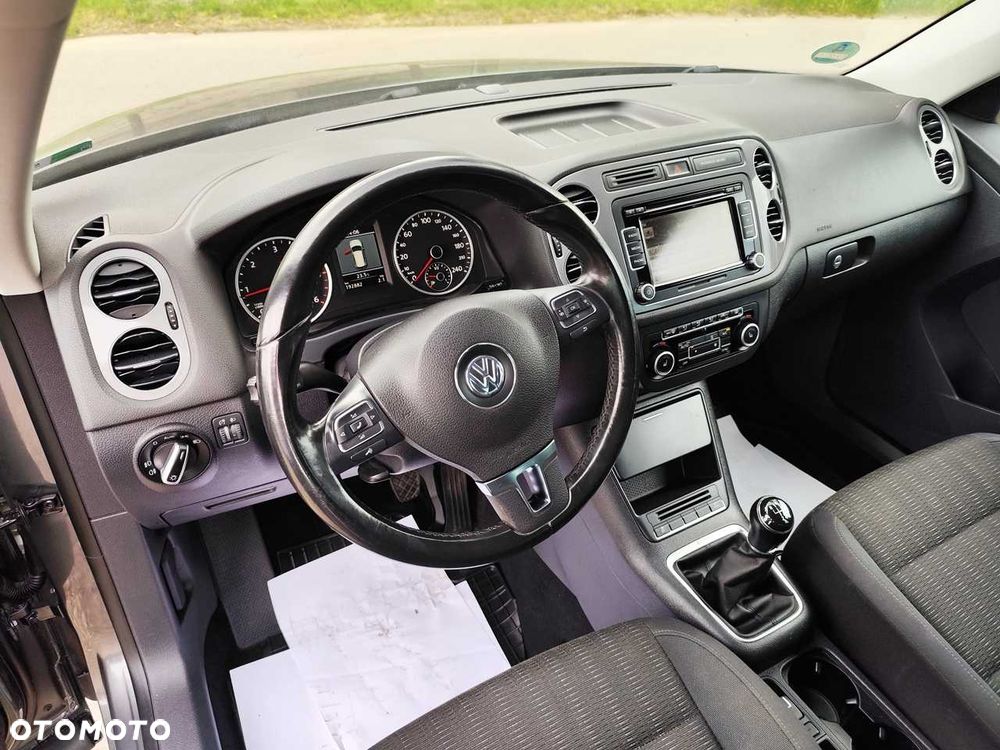 Volkswagen Tiguan - 5