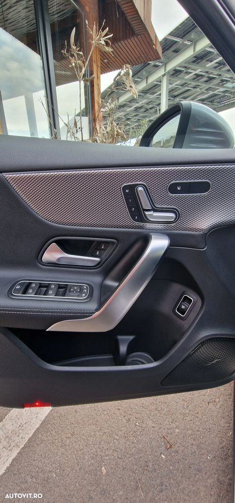 Mercedes-Benz A 180 7G-DCT Edition 2021 - 36