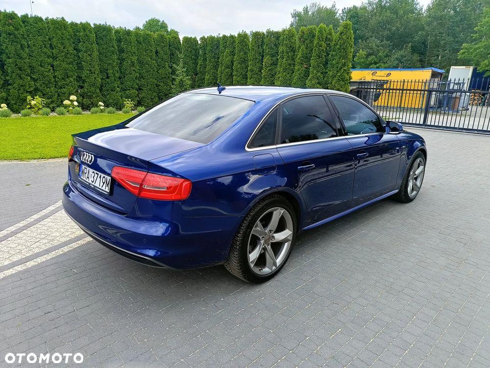 Audi A4 Limousine - 3