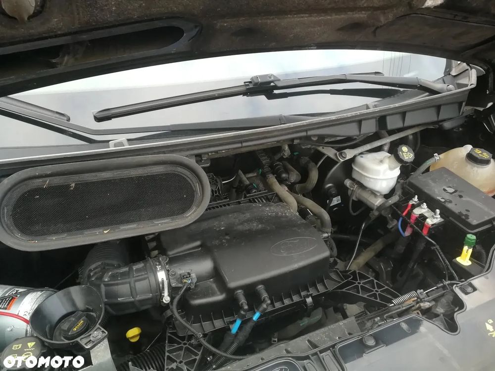 Ford Transit - 12