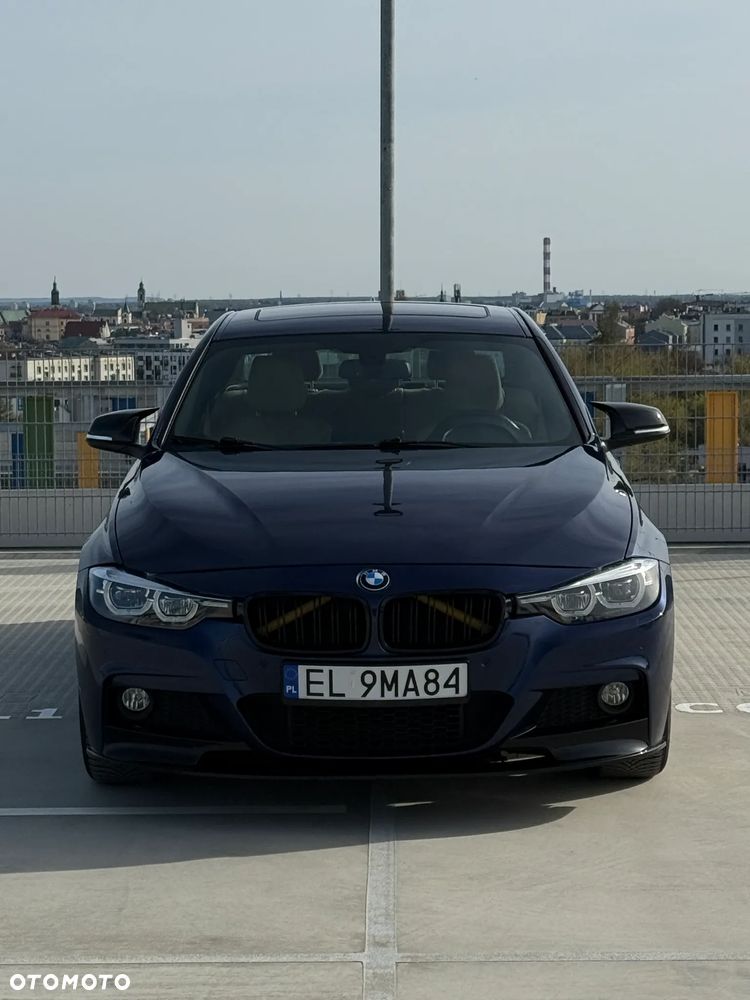 BMW Seria 3 330i - 2
