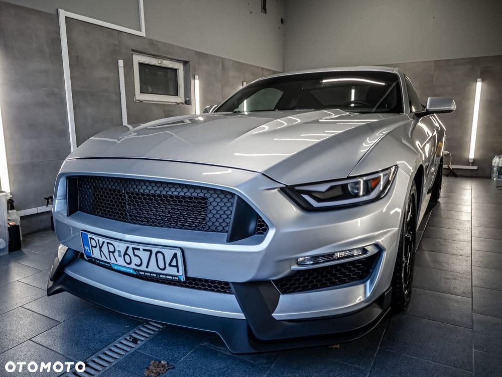 Ford Mustang 3.7 V6 - 3