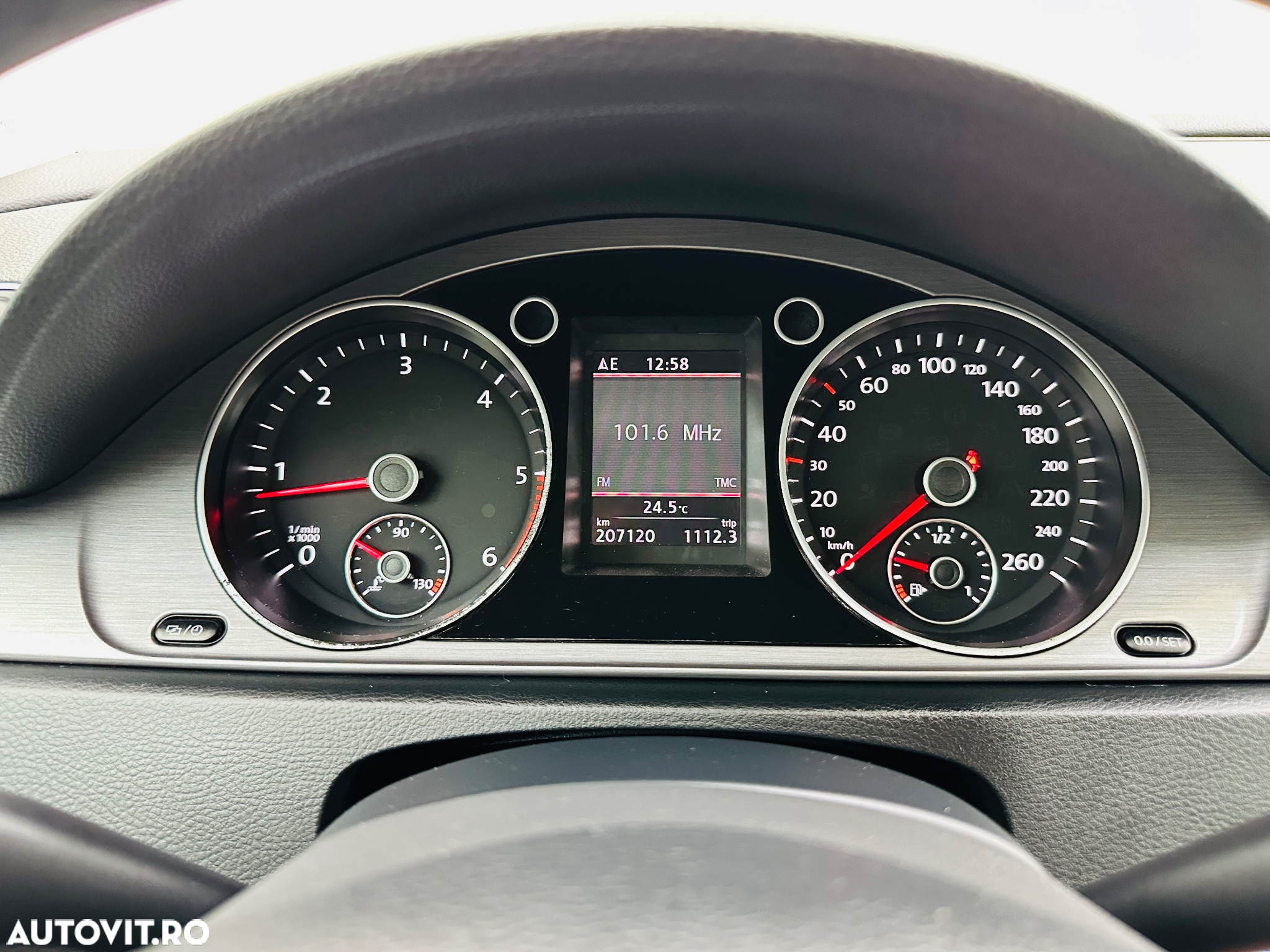Volkswagen Passat Variant 1.6 TDI BlueMotion Technology Comfortline - 33