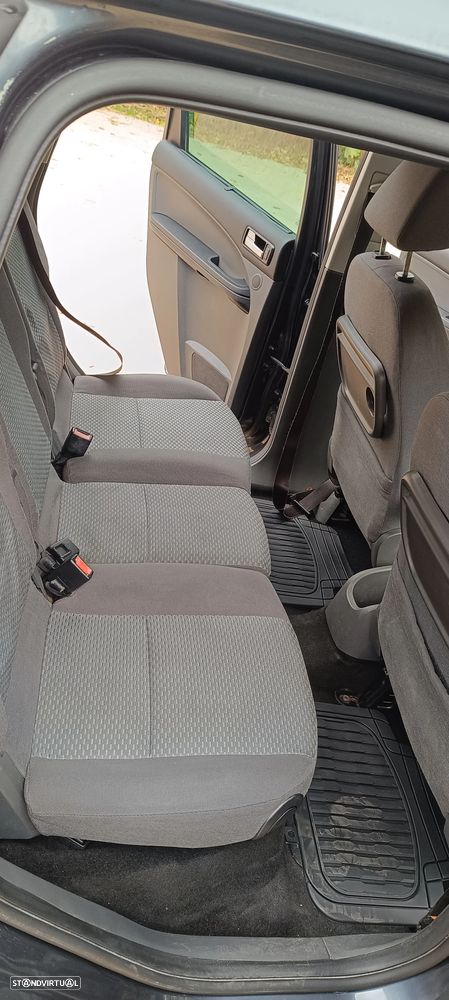 Ford Focus C-Max - 14