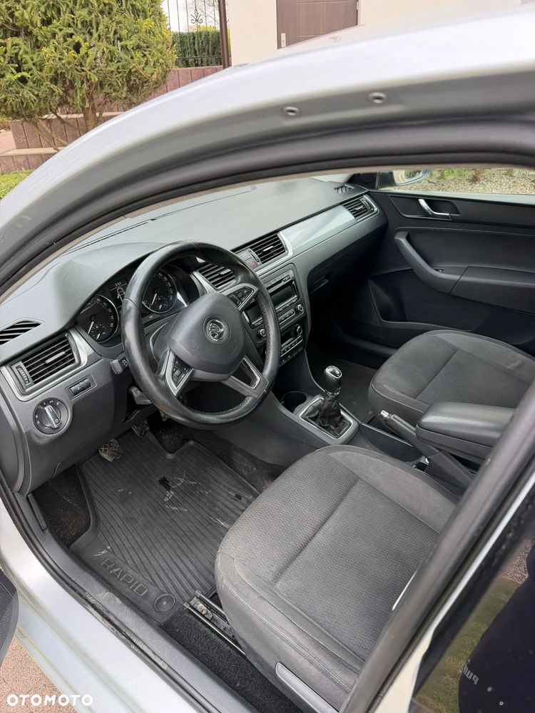 Skoda RAPID 1.6 TDI DPF Edition - 7
