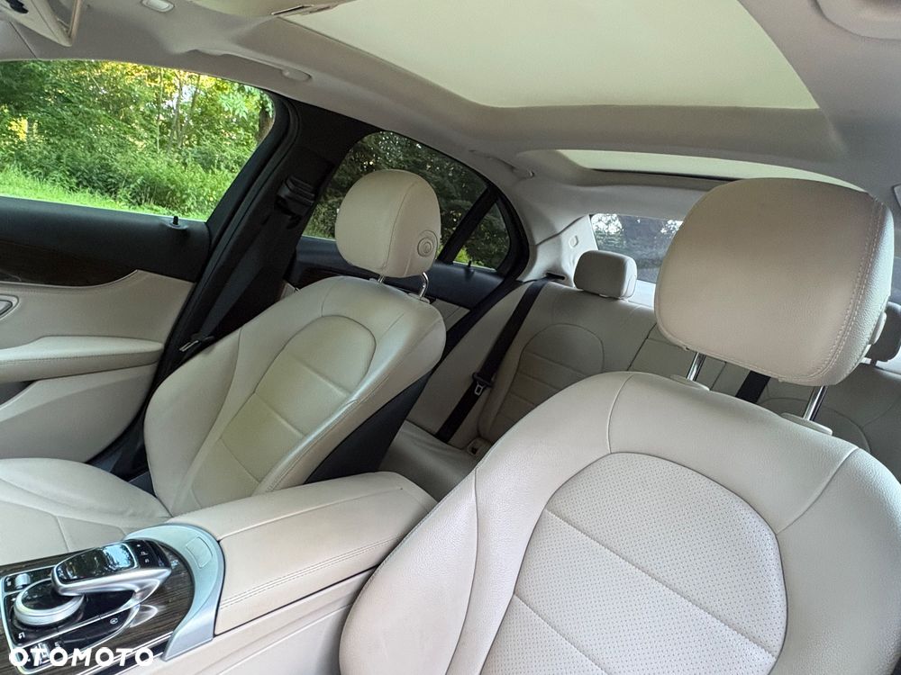 Mercedes-Benz Klasa C 300 7G-TRONIC - 18