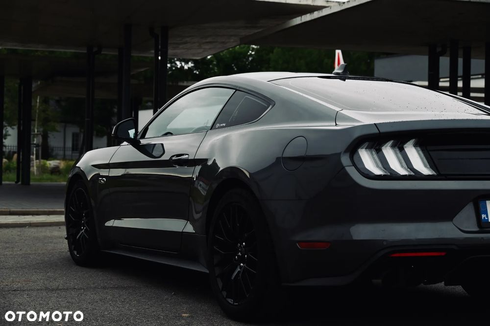 Ford Mustang 5.0 Ti-VCT V8 GT - 17