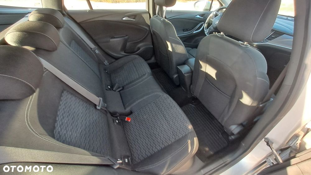 Opel Astra 1.6 CDTI Elite - 14