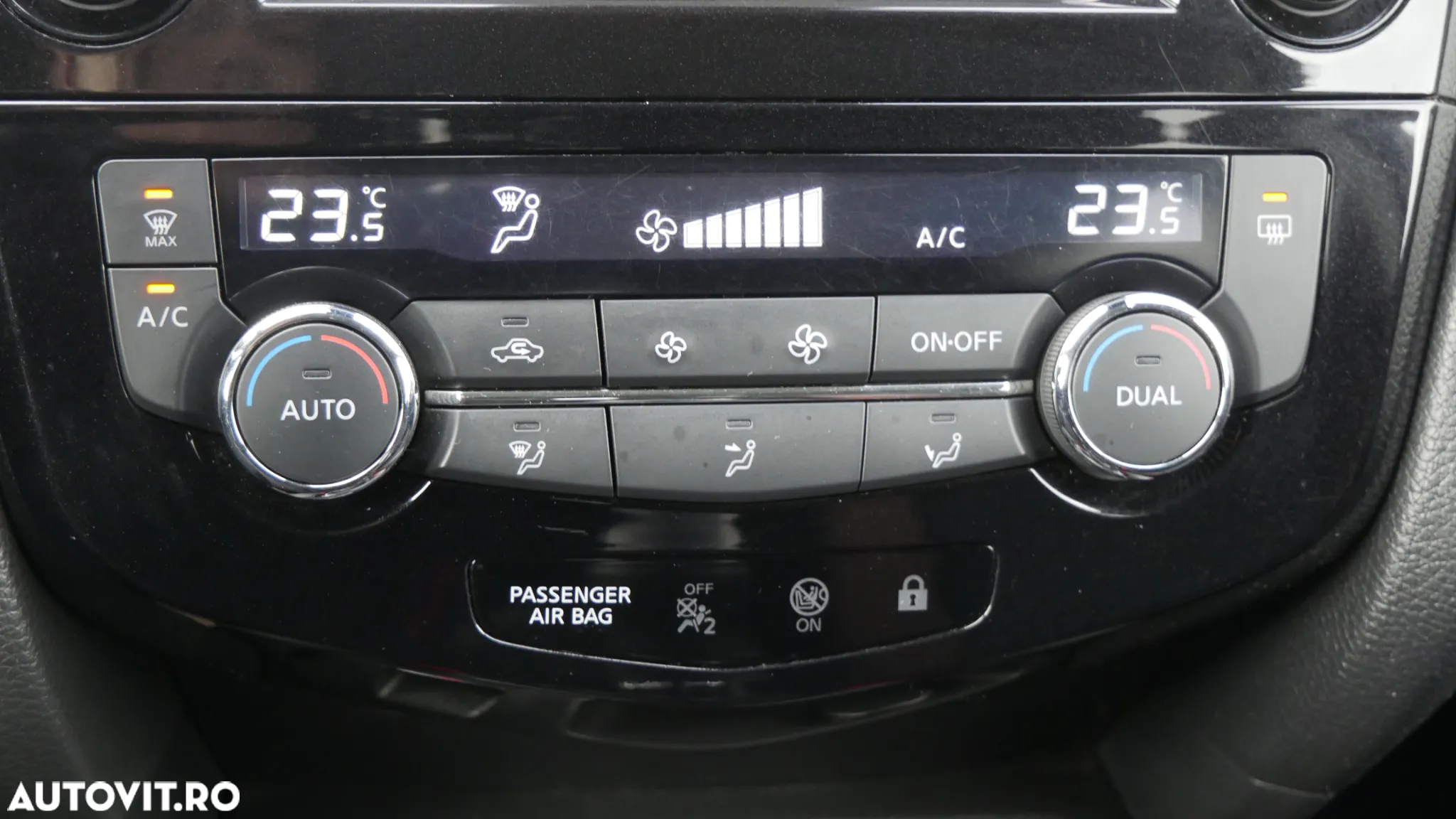 Nissan Qashqai 1.3 DIG-T N-MOTION - 20
