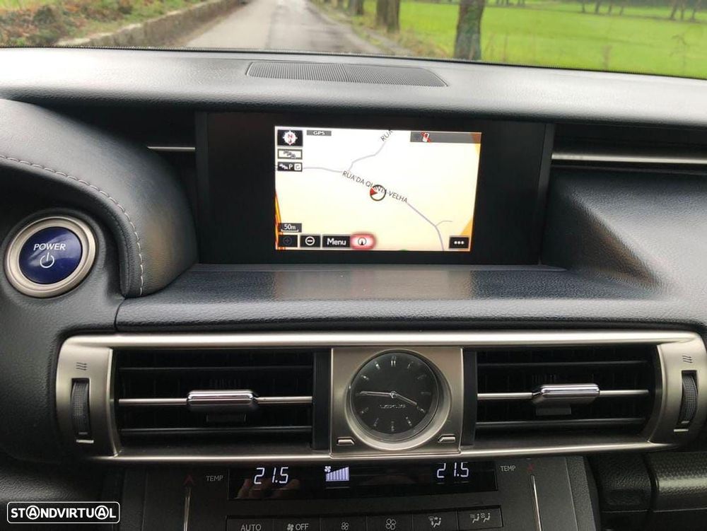 Lexus IS 300H F Sport - 15