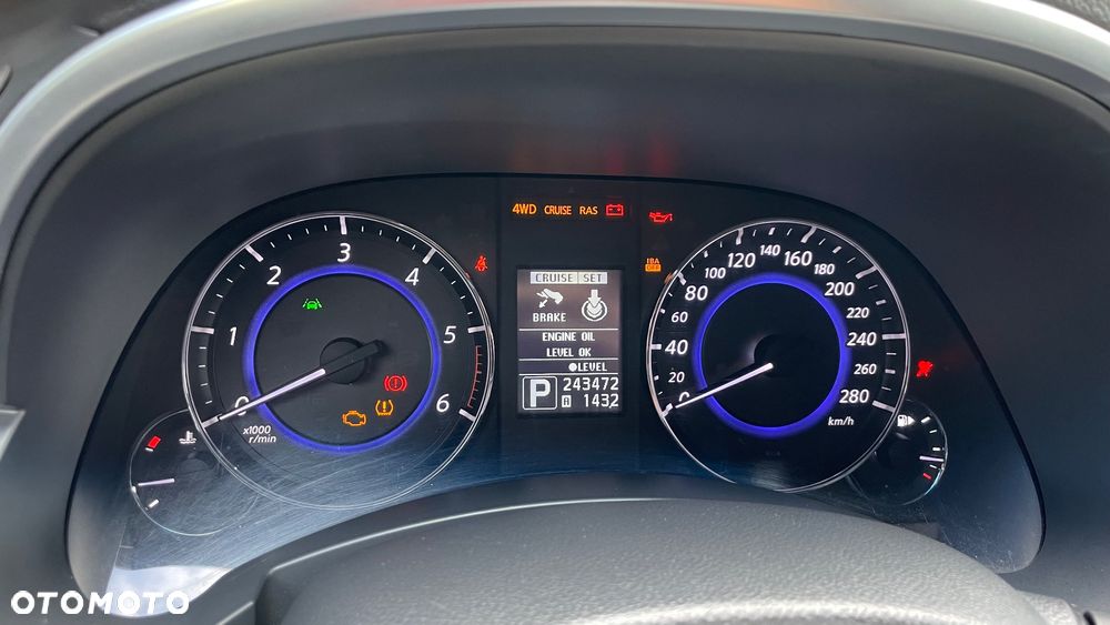 Infiniti FX FX30d GT Premium - 15