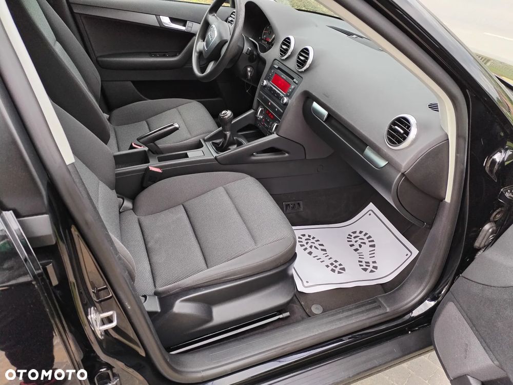 Audi A3 Sportback - 11