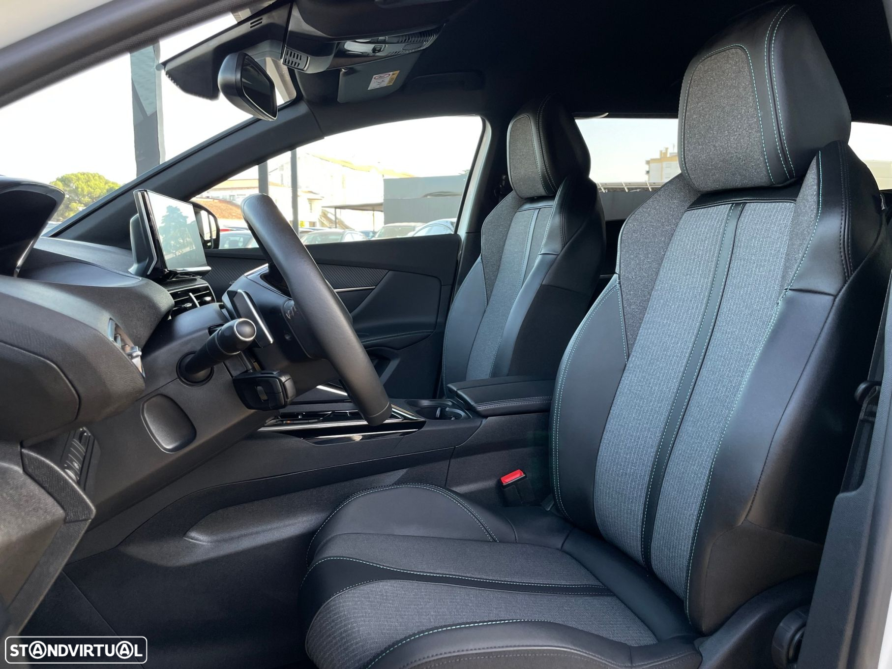 Peugeot 5008 1.2 PureTech Allure Pack EAT8 - 12