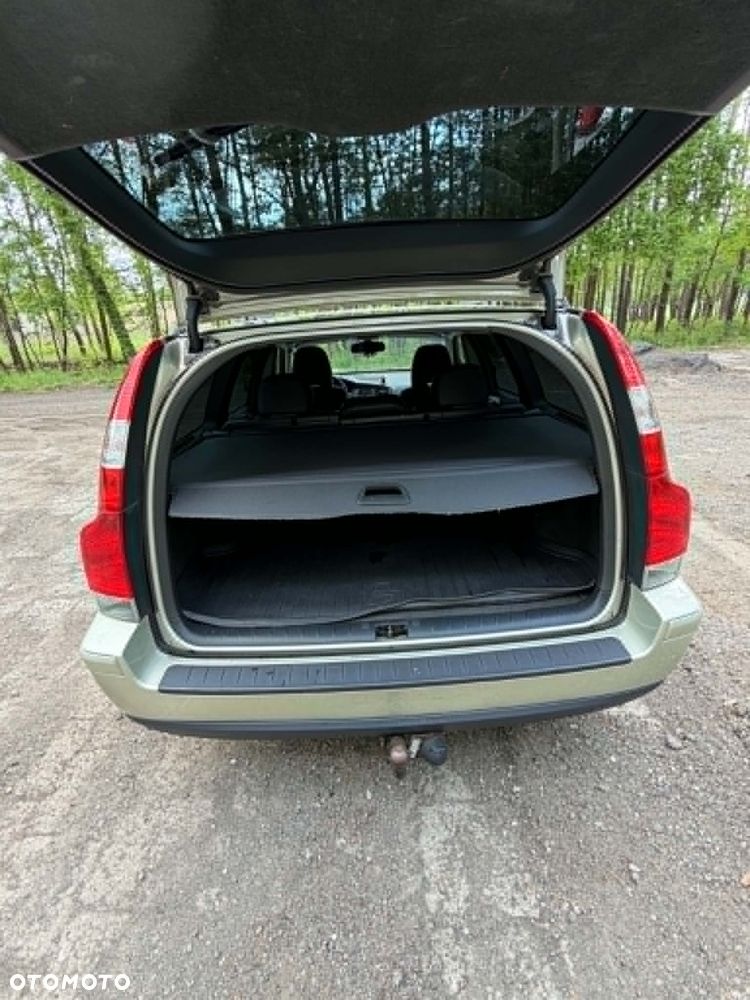Volvo V70 2.5 T AWD Summum - 13