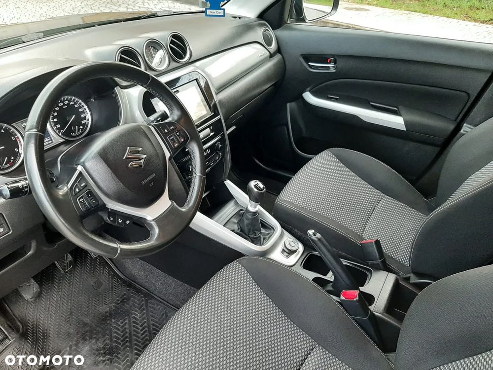 Suzuki Vitara 1.6 DDiS (4x4) Allgrip Comfort - 17